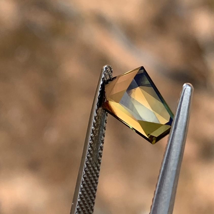 2.475ct Freeform Parti Green/Yellow Sapphire - Australian Unheated