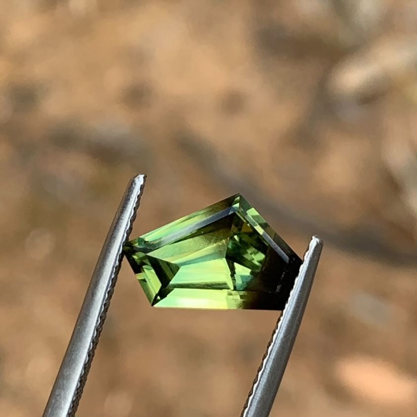 2.475ct Freeform Parti Green/Yellow Sapphire - Australian Unheated